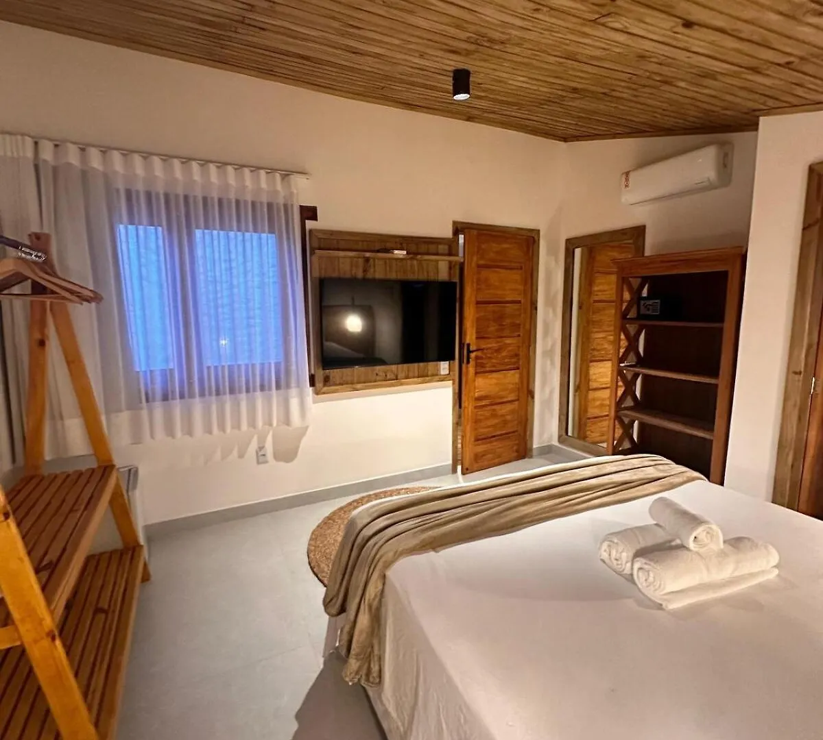 Casa No Centro De Arraial - 4 Suites E Jacuzzi Privativa Porto Seguro Brazil
